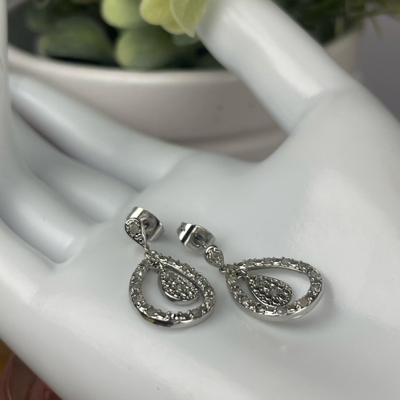 Diamond earrings. Silver .925. Untreated Earth Mined. 1/2ct - Picture 9 of 12